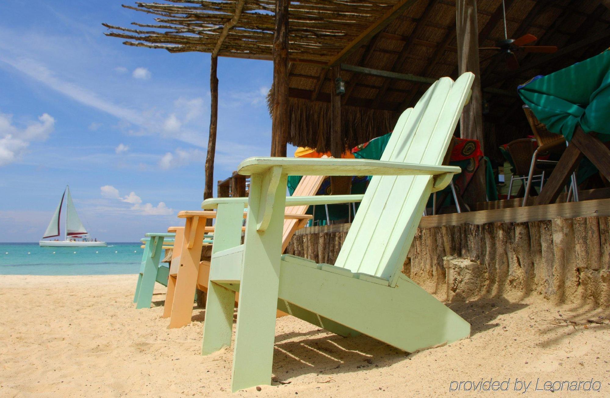 Hotel Country Country Negril Exterior foto